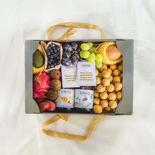 kombucha and fruit gift box