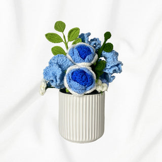 Crotchet Bloom Vase, Azure