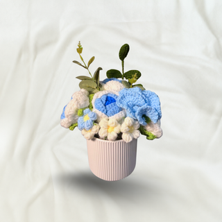 Crochet Bloom Vase, Azure