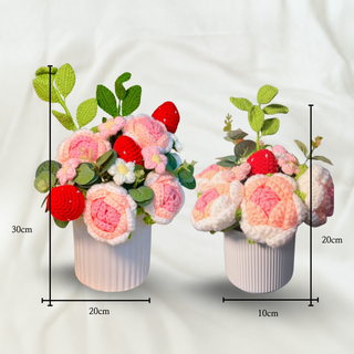 Crochet Bloom Vase, Blush
