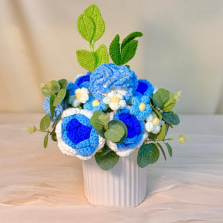 Crochet Bloom Vase, Azure