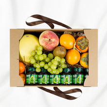Load image into Gallery viewer, Replenishing Chicken Essence &amp; Fruit Gift Box
