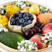 Load image into Gallery viewer, Elegant Bloom Fruit Gift Basket (Classic)
