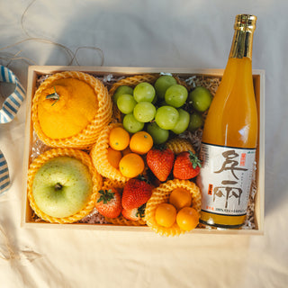 Luxe Japanese Fruits & Ehime Mikan Juice Gift Basket